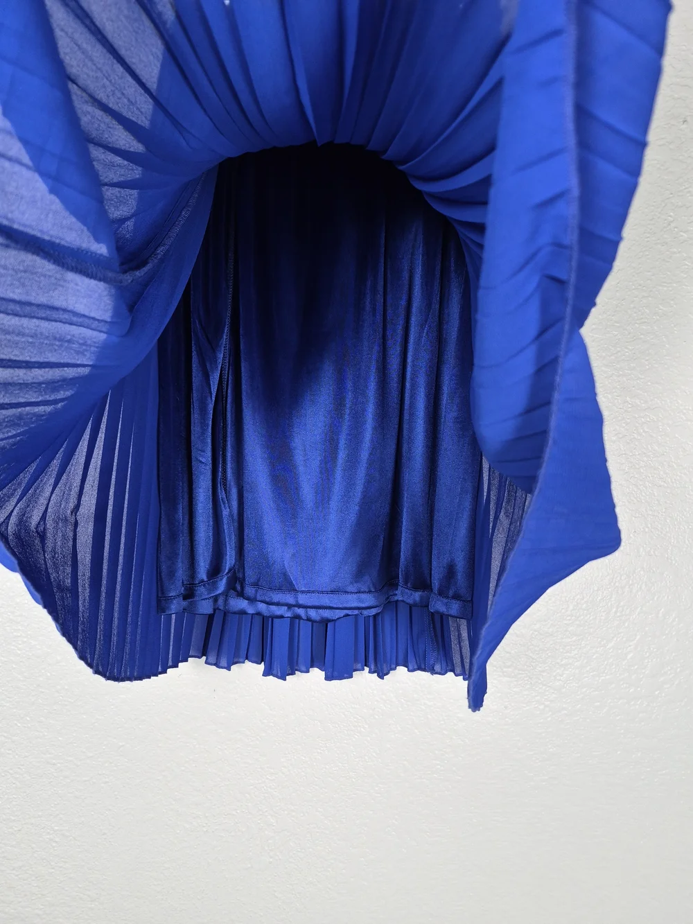 Royal Blue Accordion Pleat Midi Skirt – High Waisted Flowy Cobalt Blue Size 4